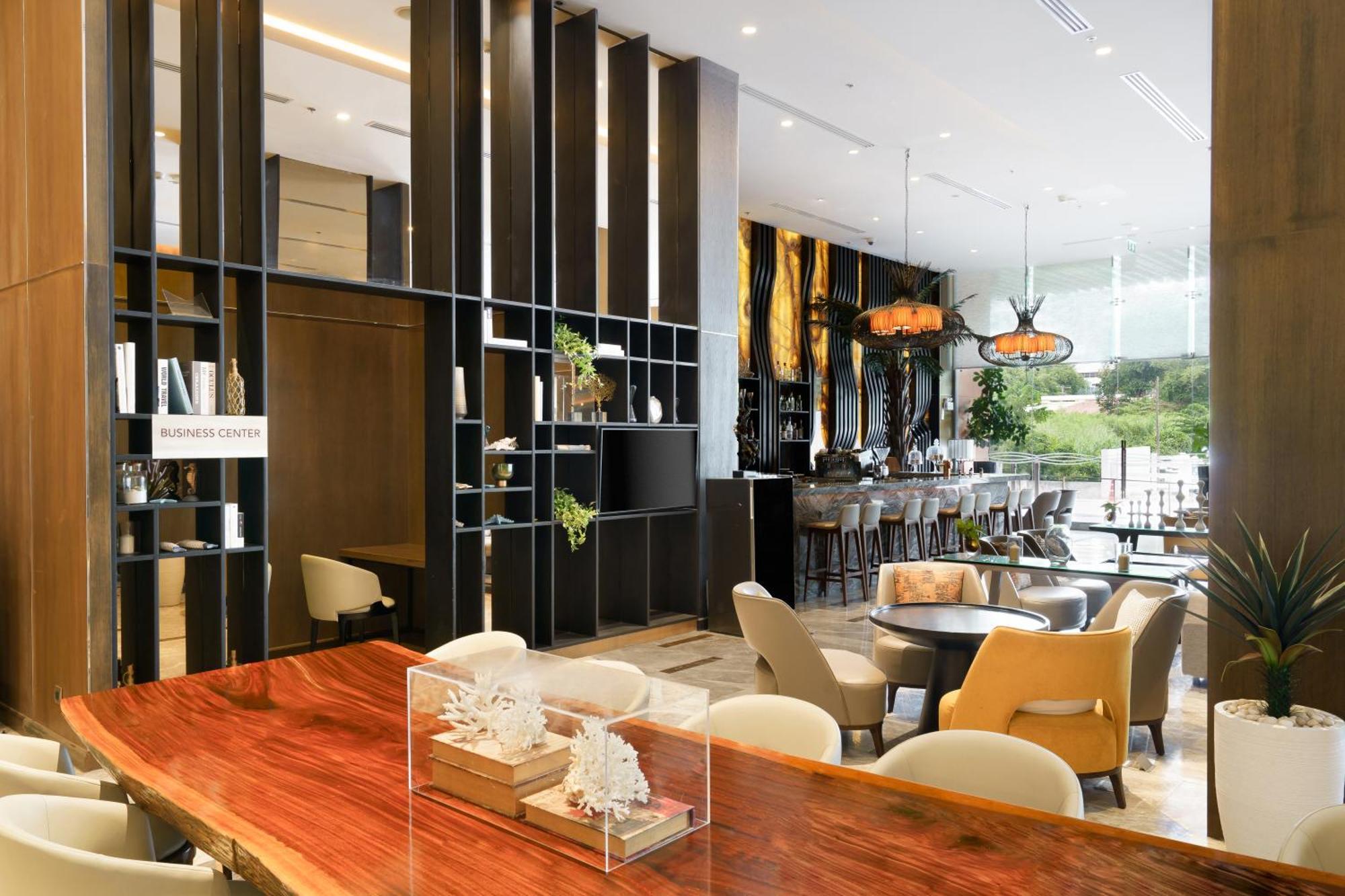 Courtyard By Marriott North Pattaya Hotel Екстериор снимка
